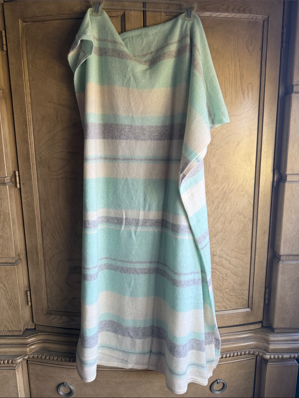 Charter Club 🔥 Luxury CASHMERE Mint, Cream & Light Gray Striped Maxi Wrap